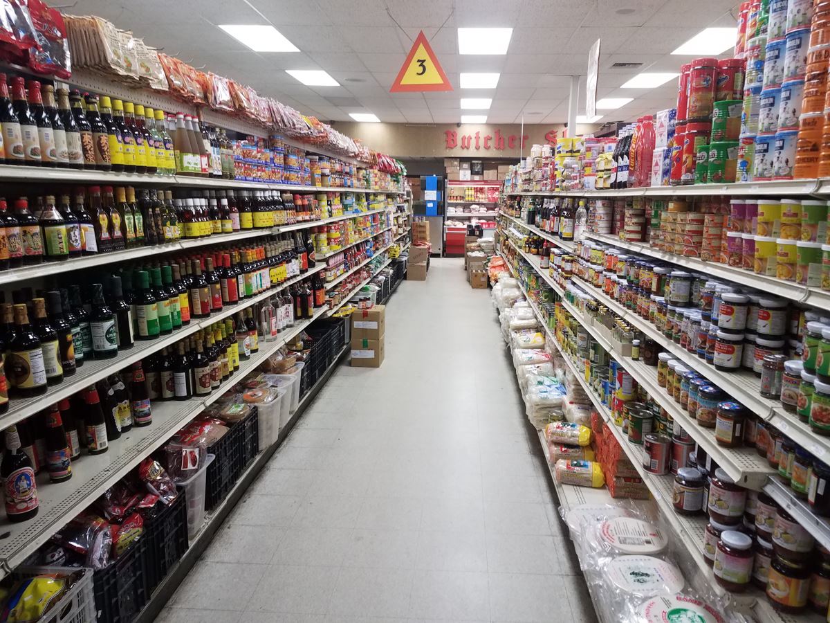 Shopping isle in chinese market